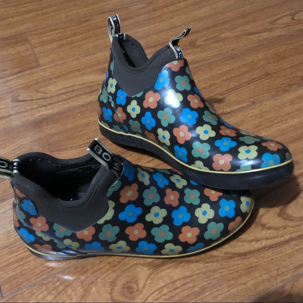 Bogs Waterproof Floral Booties / Rain Boots